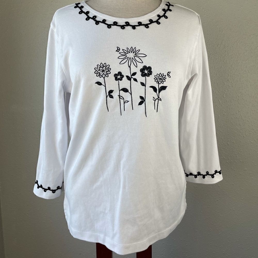 NWT Passports Floral Long Sleeve Top Size L